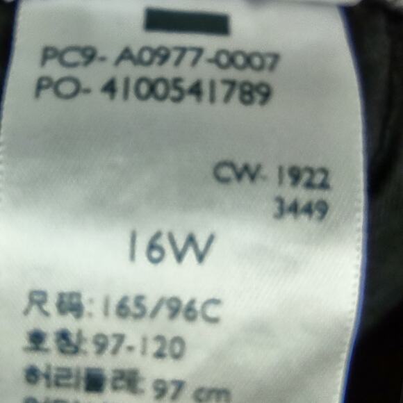 Levi's Wedgie High-Rise Straight Leg Faded Black Distressed Jeans Plus Size 16W - Picture 13 of 14